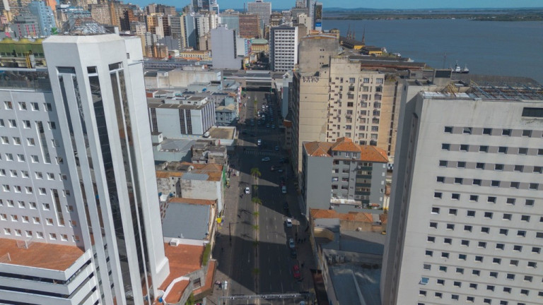 Imagem Terreno à Venda,  em Centro Histórico - Porto Alegre