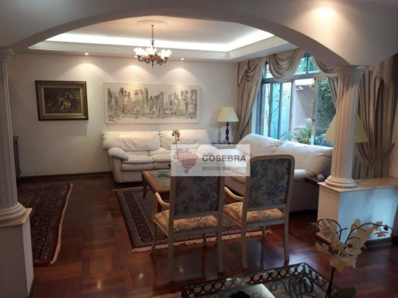 Imagem Casa com 5 Quartos à Venda ou Locação, 380 m² em Brooklin - São Paulo Imagem Casa com 5 Quartos à Venda ou Locação, 380 m² em Brooklin - São Paulo