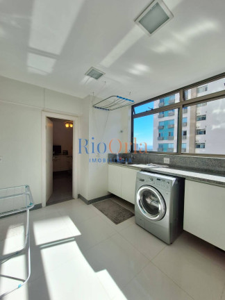 Imagem Apartamento com 4 Quartos à Venda, 260 m² em Barra Da Tijuca - Rio De Janeiro