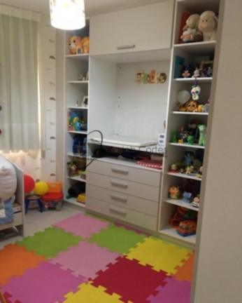 Imagem Imóvel com 2 Quartos à Venda, 115 m² em Vital Brasil - Niterói Imagem Imóvel com 2 Quartos à Venda, 115 m² em Vital Brasil - Niterói
