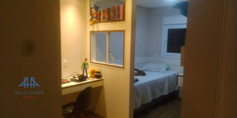 Imagem Casa com 3 Quartos à Venda, 360 m² em São João Do Rio Vermelho - Florianópolis Imagem Casa com 3 Quartos à Venda, 360 m² em São João Do Rio Vermelho - Florianópolis