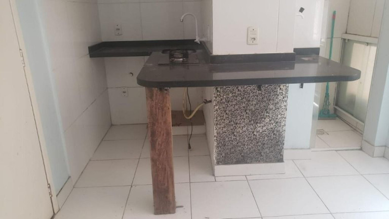 Imagem Imóvel com 1 Quarto à Venda, 16 m² em Centro Histórico - Porto Alegre Imagem Imóvel com 1 Quarto à Venda, 16 m² em Centro Histórico - Porto Alegre
