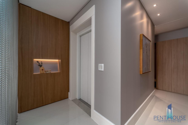 Imagem Apartamento com 4 Quartos à Venda, 238 m² em Centro - Balneário Camboriú