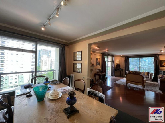 Imagem Apartamento com 3 Quartos à Venda, 220 m² em Itaim Bibi - São Paulo