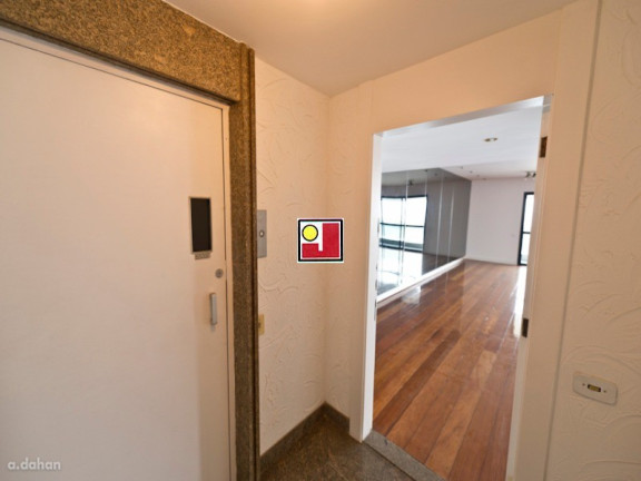Imagem Apartamento com 4 Quartos à Venda, 319 m² em Lagoa - Rio De Janeiro Imagem Apartamento com 4 Quartos à Venda, 319 m² em Lagoa - Rio De Janeiro