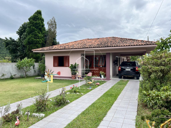 Imagem Casa com 3 Quartos à Venda, 180 m² em São João Do Rio Vermelho - Florianópolis Imagem Casa com 3 Quartos à Venda, 180 m² em São João Do Rio Vermelho - Florianópolis