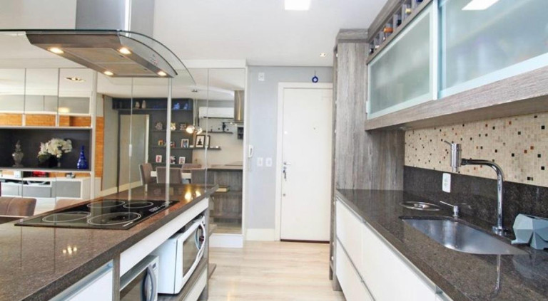 Imagem Apartamento com 3 Quartos à Venda, 84 m² em Jardim Botânico - Porto Alegre