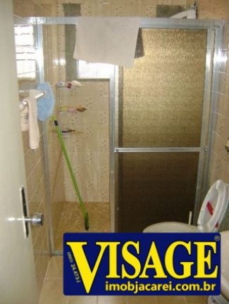 Imagem Casa com 2 Quartos à Venda, em Centro - Jacareí Imagem Casa com 2 Quartos à Venda, em Centro - Jacareí