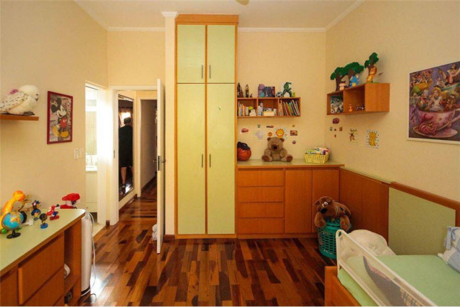 Imagem Casa com 2 Quartos à Venda, 180 m² em São Paulo Imagem Casa com 2 Quartos à Venda, 180 m² em São Paulo