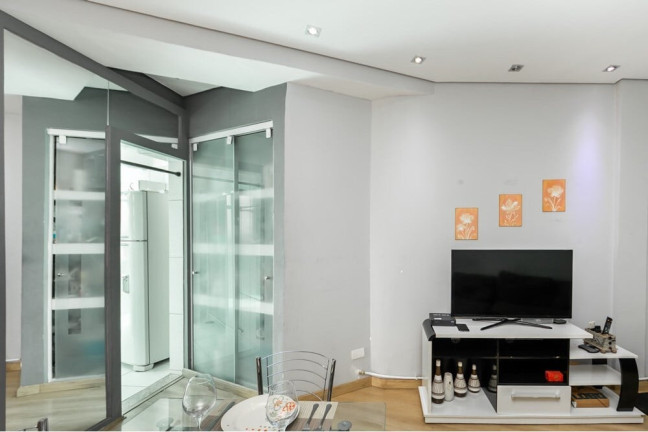 Imagem Imóvel com 1 Quarto à Venda, 20 m² em Santa Efigênia - São Paulo