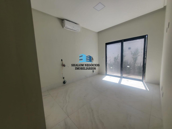 Imagem Casa com 4 Quartos à Venda, 225 m² em Pq Amazônia - Goiânia