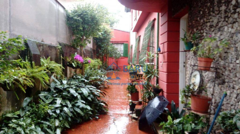 Casa com 4 Quartos à Venda, 350 m² em Pacaembu - São Paulo
