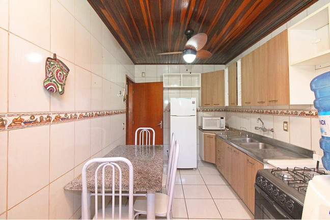 Imagem Casa com 3 Quartos à Venda, 289 m² em Morro Santana - Porto Alegre Imagem Casa com 3 Quartos à Venda, 289 m² em Morro Santana - Porto Alegre