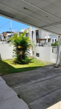 Casa com 2 Quartos à Venda,  em São João Do Rio Vermelho - Florianópolis