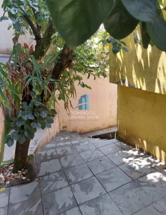 Imagem Casa com 4 Quartos à Venda, 180 m² em Vila Carmosina - São Paulo