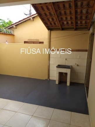 Imagem Sobrado com 5 Quartos à Venda,  em Vila Albertina - Ribeirão Preto