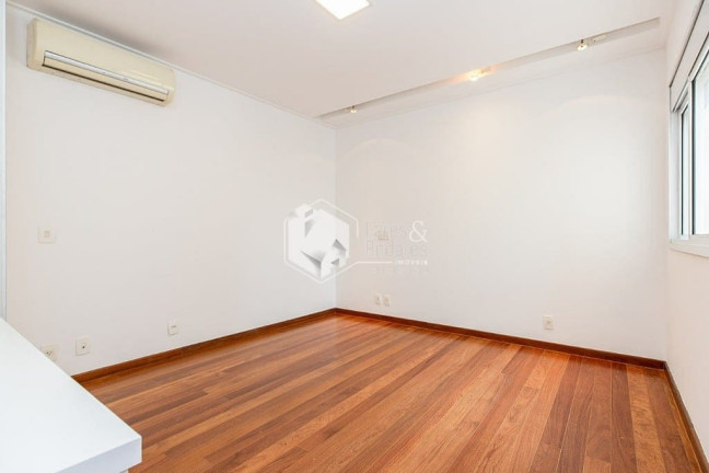 Imagem Apartamento com 3 Quartos à Venda, 190 m² em Jardim Paulista - São Paulo Imagem Apartamento com 3 Quartos à Venda, 190 m² em Jardim Paulista - São Paulo