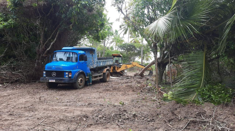 Imagem Terreno à Venda, 300 m² em Barra Do Pojuca (monte Gordo) - Camaçari