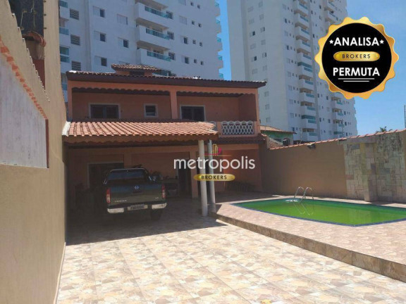 Sobrado com 4 Quartos à Venda, 246 m² em Jardim Praia Grande - Mongaguá