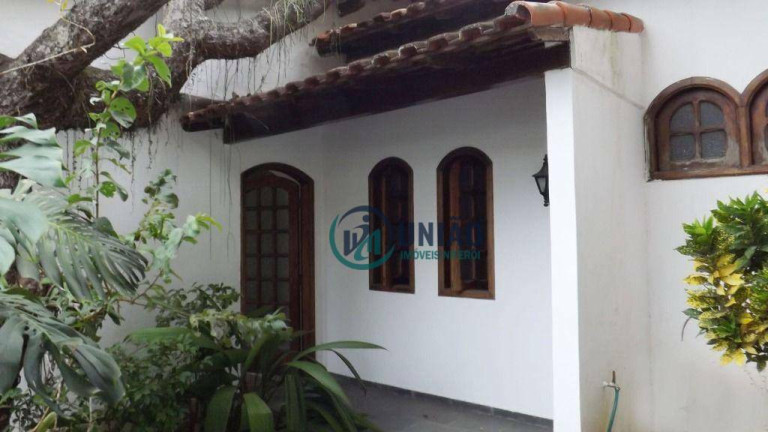 Imagem Casa com 4 Quartos à Venda, 210 m² em Fonseca - Niterói