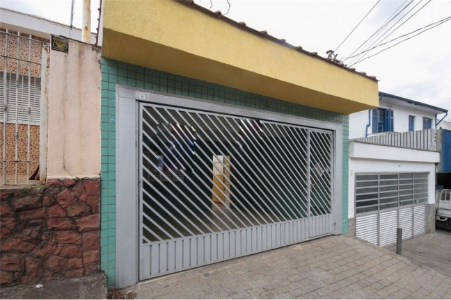 Casa com 4 Quartos à Venda,  em Cambuci - São Paulo