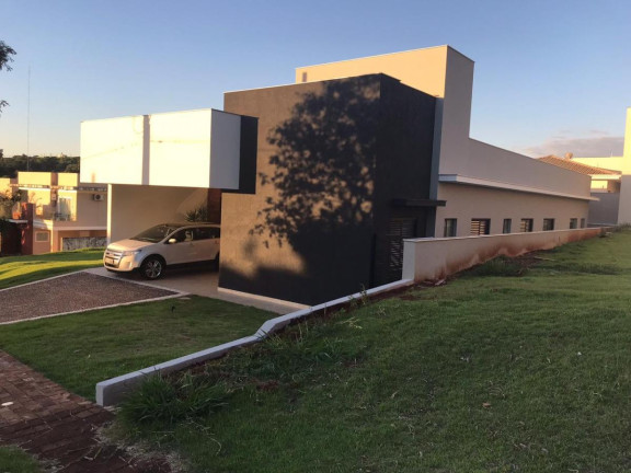Imagem Casa com 4 Quartos à Venda, 224 m² em Esperança - Londrina