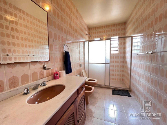 Imagem Casa com 9 Quartos à Venda, 760 m² em Fazenda Suiça - Teresópolis Imagem Casa com 9 Quartos à Venda, 760 m² em Fazenda Suiça - Teresópolis