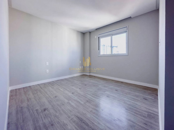 Imagem Apartamento com 3 Quartos à Venda, 135 m² em Centro - Balneário Camboriú Imagem Apartamento com 3 Quartos à Venda, 135 m² em Centro - Balneário Camboriú