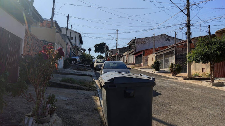 Imagem Casa com 4 Quartos à Venda, 175 m² em Parque Das Paineiras - Sorocaba Imagem Casa com 4 Quartos à Venda, 175 m² em Parque Das Paineiras - Sorocaba