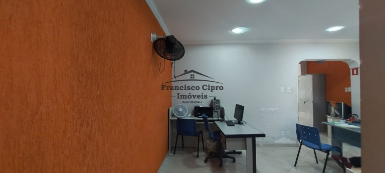 Imagem Sobrado com 2 Quartos à Venda, 221 m² em Centro - Guaratinguetá Imagem Sobrado com 2 Quartos à Venda, 221 m² em Centro - Guaratinguetá