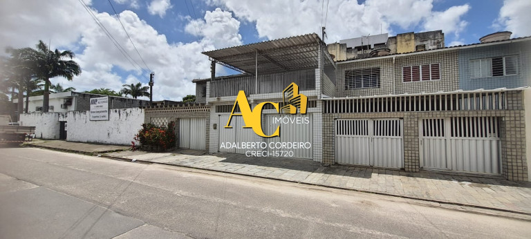 Imagem Casa com 3 Quartos à Venda, 210 m² em Iputinga - Recife Imagem Casa com 3 Quartos à Venda, 210 m² em Iputinga - Recife