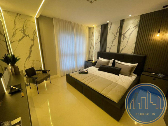 Imagem Apartamento com 3 Quartos à Venda, 240 m² em Centro - Balneário Camboriú Imagem Apartamento com 3 Quartos à Venda, 240 m² em Centro - Balneário Camboriú