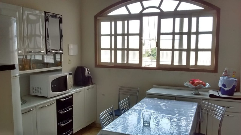 Imagem Casa com 3 Quartos à Venda, 275 m² em Campo Grande - Cariacica Imagem Casa com 3 Quartos à Venda, 275 m² em Campo Grande - Cariacica