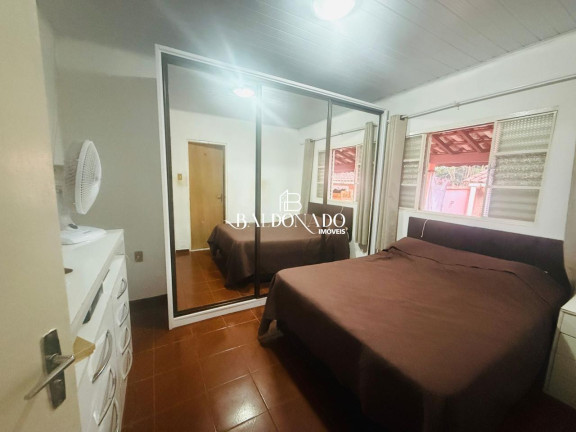 Imagem Casa com 3 Quartos à Venda, 250 m² em Centro - Joanópolis