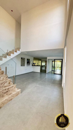 Imagem Casa com 4 Quartos à Venda, 231 m² em Guaribas - Eusébio