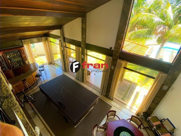 Imagem Casa com 3 Quartos à Venda, 450 m² em Córrego Grande - Florianópolis