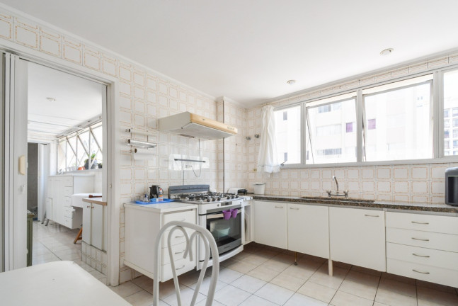 Imagem Apartamento com 4 Quartos à Venda, 161 m² em Moema - São Paulo