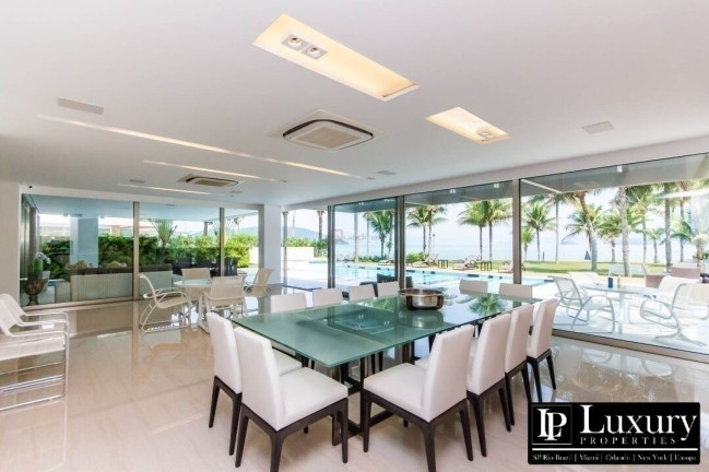 Imagem Casa com 8 Quartos à Venda, 647 m² em Tabatinga - Caraguatatuba Imagem Casa com 8 Quartos à Venda, 647 m² em Tabatinga - Caraguatatuba