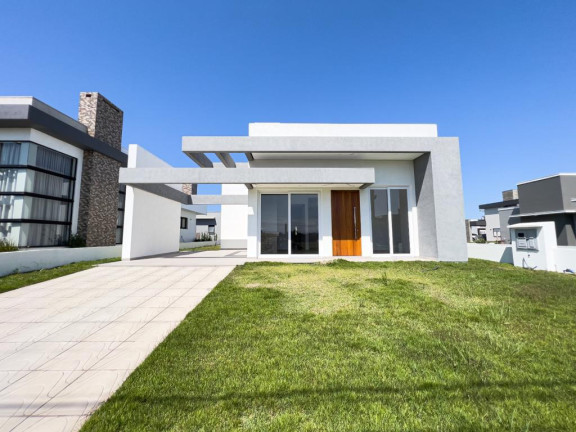 Imagem Casa com 3 Quartos à Venda, 150 m² em Araçá - Capao Da Canoa Imagem Casa com 3 Quartos à Venda, 150 m² em Araçá - Capao Da Canoa