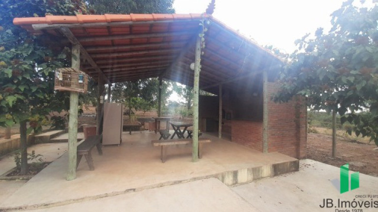 Imagem Imóvel com 3 Quartos à Venda, 40 m² em Zona Rural - Montes Claros Imagem Imóvel com 3 Quartos à Venda, 40 m² em Zona Rural - Montes Claros