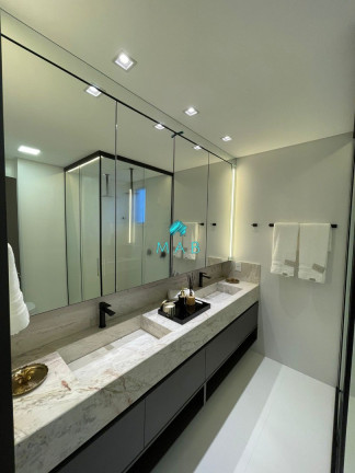 Imagem Apartamento com 3 Quartos à Venda, 347 m² em Centro - Balneário Camboriú