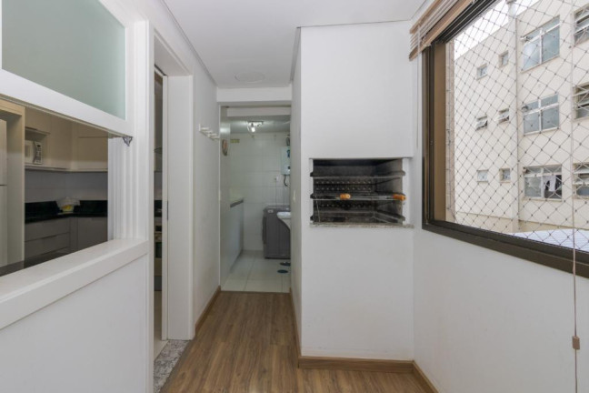 Imagem Apartamento com 3 Quartos à Venda, em São João - Porto Alegre Imagem Apartamento com 3 Quartos à Venda, em São João - Porto Alegre