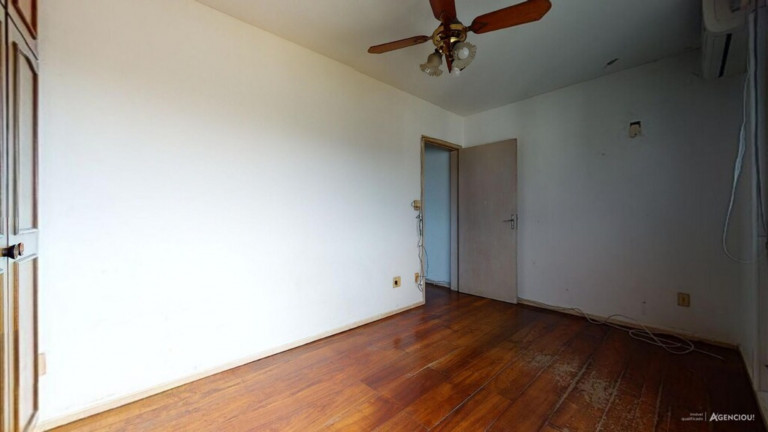 Imagem Imóvel com 2 Quartos à Venda, 57 m² em Cavalhada - Porto Alegre