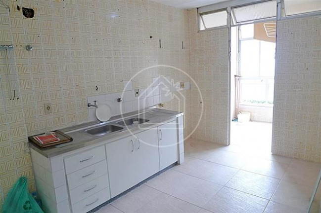 Imagem Apartamento com 3 Quartos à Venda, 129 m² em Cosme Velho - Rio De Janeiro Imagem Apartamento com 3 Quartos à Venda, 129 m² em Cosme Velho - Rio De Janeiro