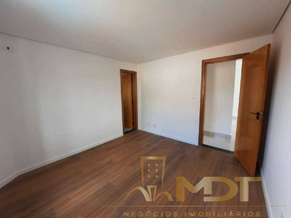 Imagem Imóvel com 4 Quartos à Venda, 157 m² em Itapoã - Belo Horizonte Imagem Imóvel com 4 Quartos à Venda, 157 m² em Itapoã - Belo Horizonte