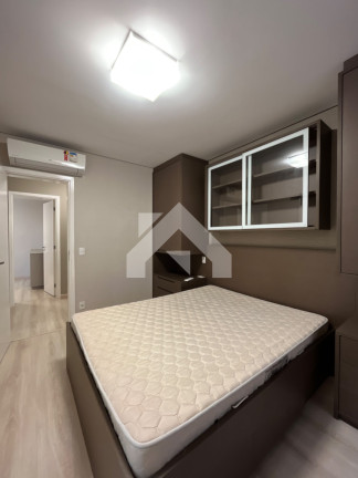 Imagem Apartamento com 3 Quartos à Venda, 235 m² em Alphaville - Barueri