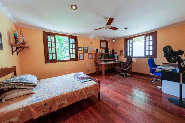 Imagem Casa com 4 Quartos à Venda, 220 m² em Itaipu - Niterói Imagem Casa com 4 Quartos à Venda, 220 m² em Itaipu - Niterói