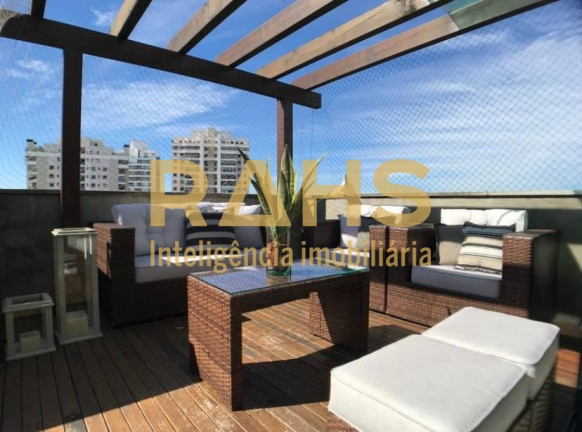 Cobertura com 4 Quartos à Venda, 260 m² em Centro - Joinville