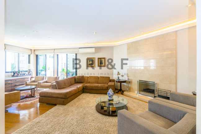 Apartamento com 3 Quartos à Venda, 200 m² em Campo Belo - São Paulo