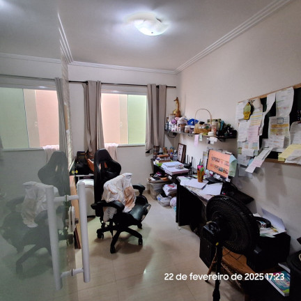 Imagem Casa com 3 Quartos à Venda, 200 m² em Vila Iguaçuana - Nova Iguaçu Imagem Casa com 3 Quartos à Venda, 200 m² em Vila Iguaçuana - Nova Iguaçu